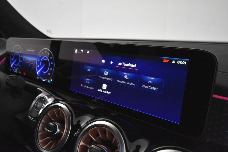 Mercedes-Benz EQB vaihtoauto