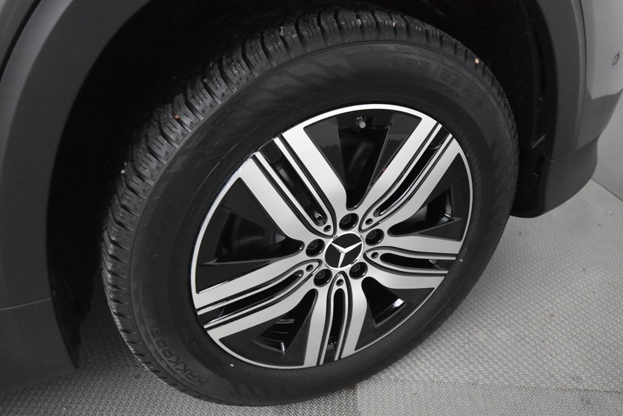 Mercedes-Benz EQB vaihtoauto