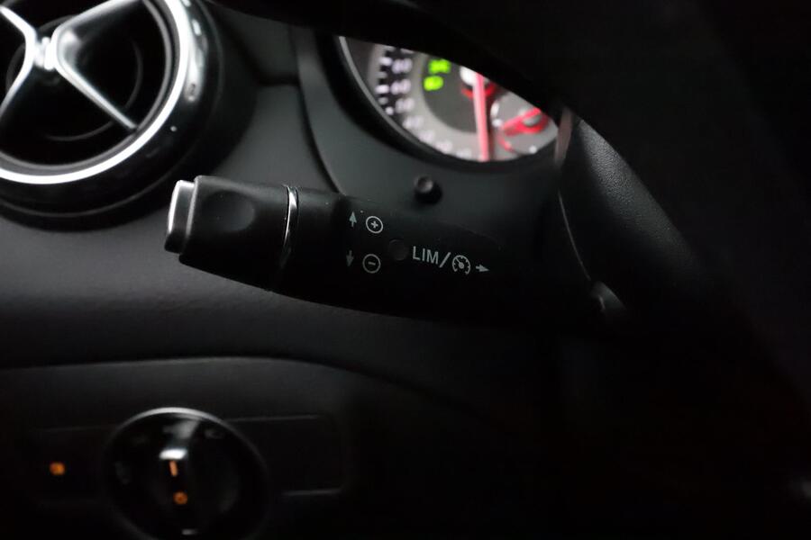 Mercedes-Benz GLA vaihtoauto