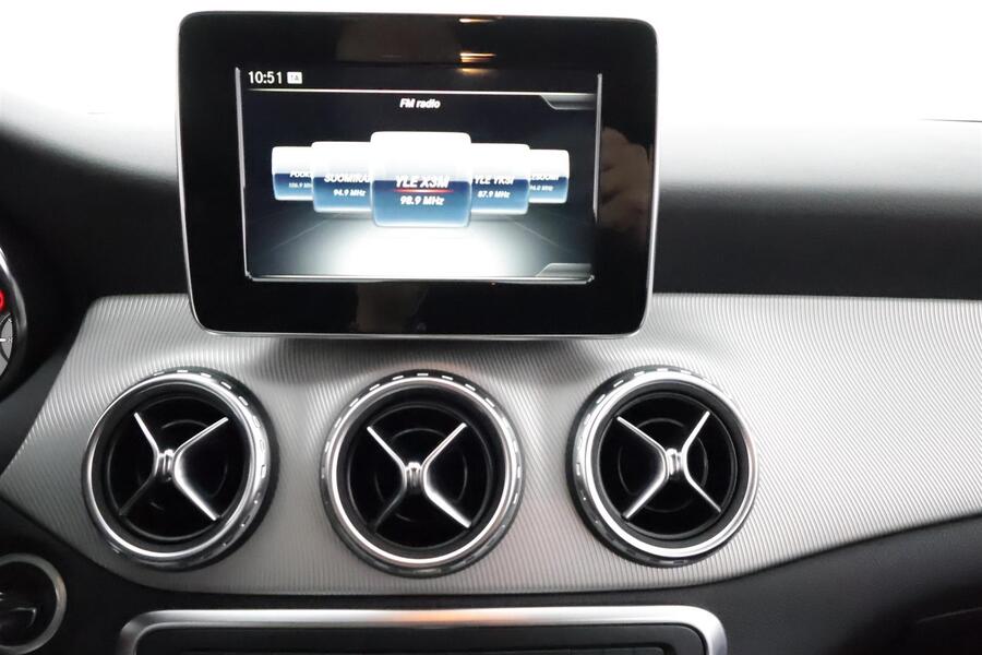 Mercedes-Benz GLA vaihtoauto