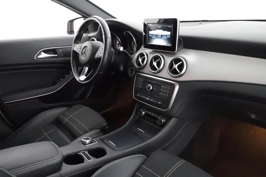 Mercedes-Benz GLA vaihtoauto