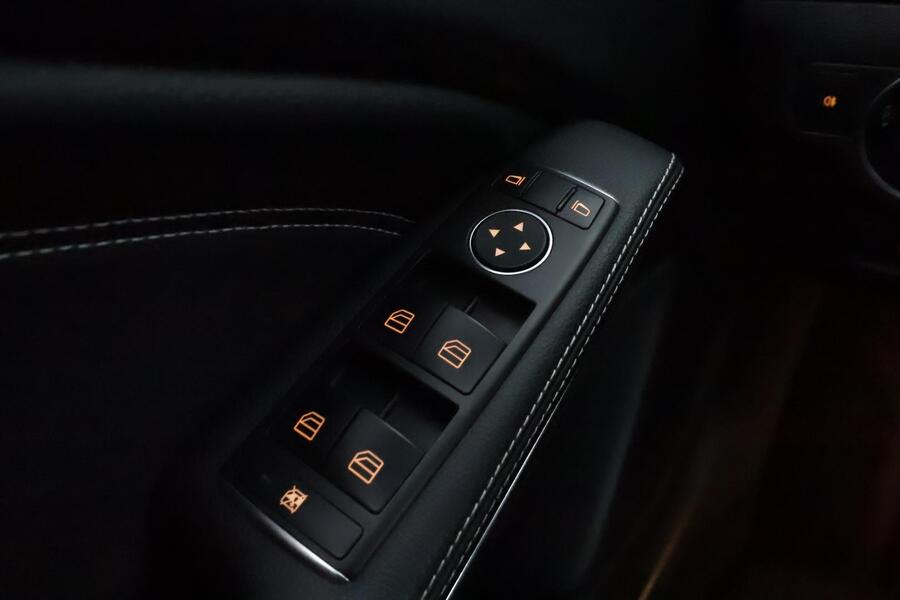 Mercedes-Benz GLA vaihtoauto