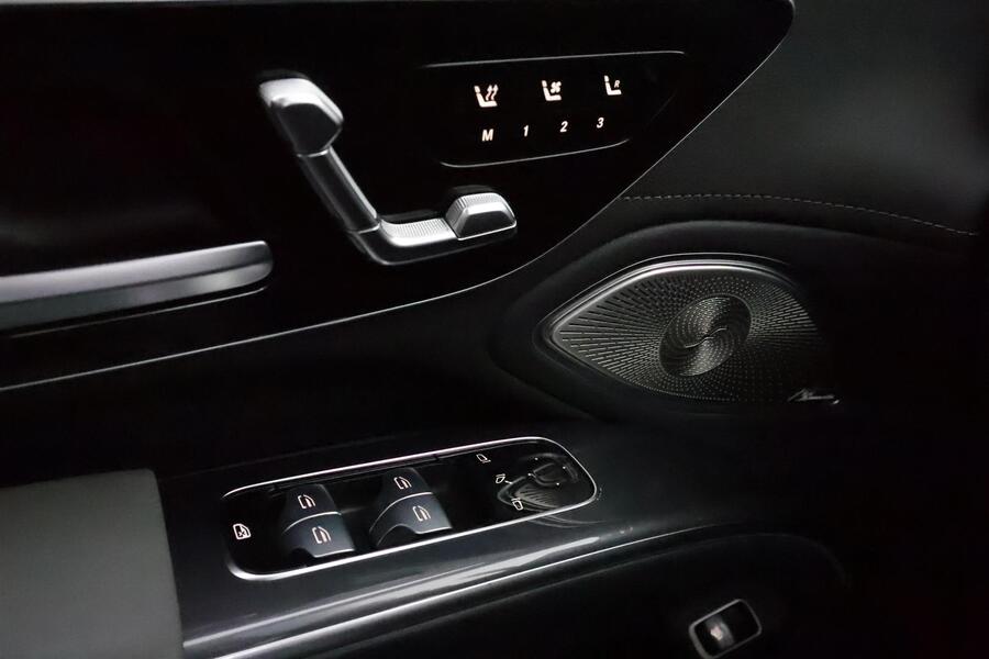 Mercedes-Benz EQS vaihtoauto