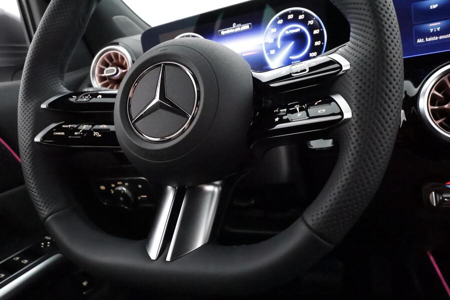 Mercedes-Benz EQA vaihtoauto