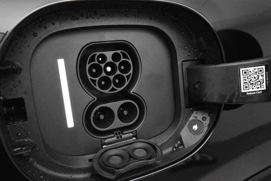 Mercedes-Benz EQS vaihtoauto