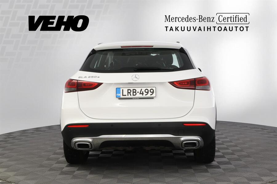 Mercedes-Benz GLA vaihtoauto