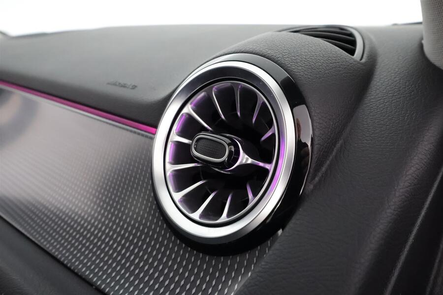 Mercedes-Benz GLA vaihtoauto