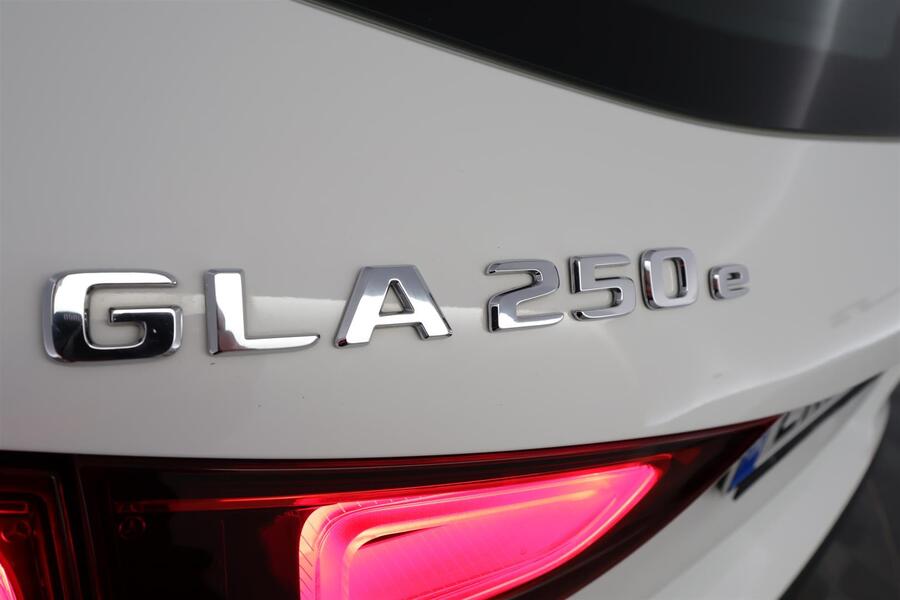 Mercedes-Benz GLA vaihtoauto