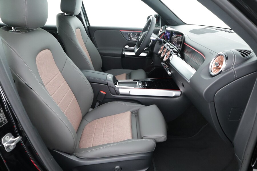 Mercedes-Benz EQB vaihtoauto