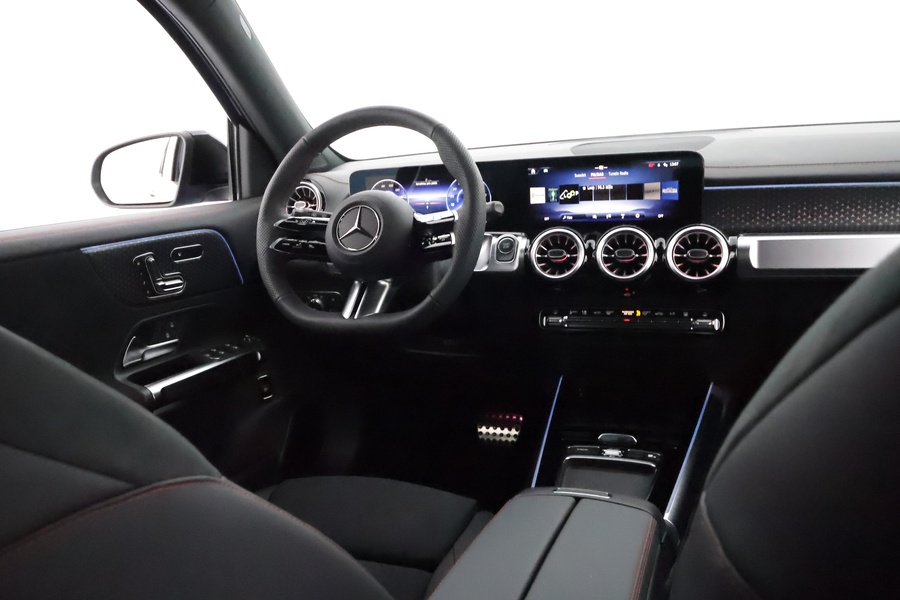 Mercedes-Benz EQB vaihtoauto