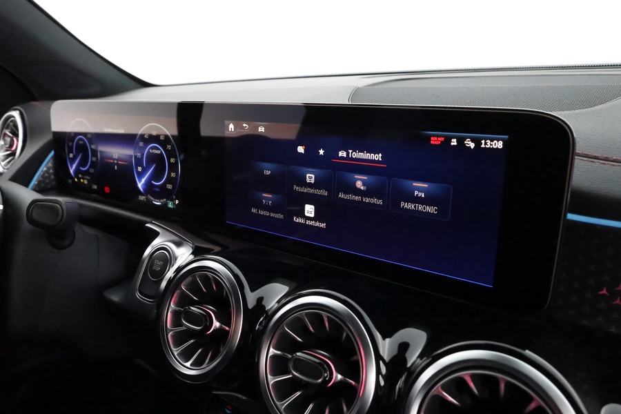 Mercedes-Benz EQB vaihtoauto