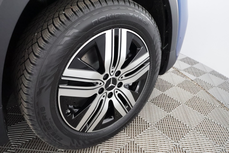 Mercedes-Benz EQB vaihtoauto