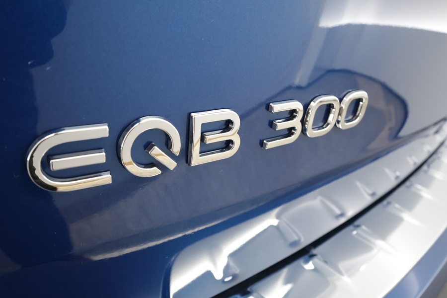 Mercedes-Benz EQB vaihtoauto