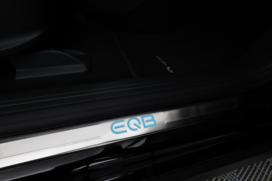 Mercedes-Benz EQB vaihtoauto