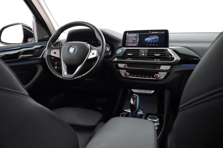 BMW iX3 vaihtoauto