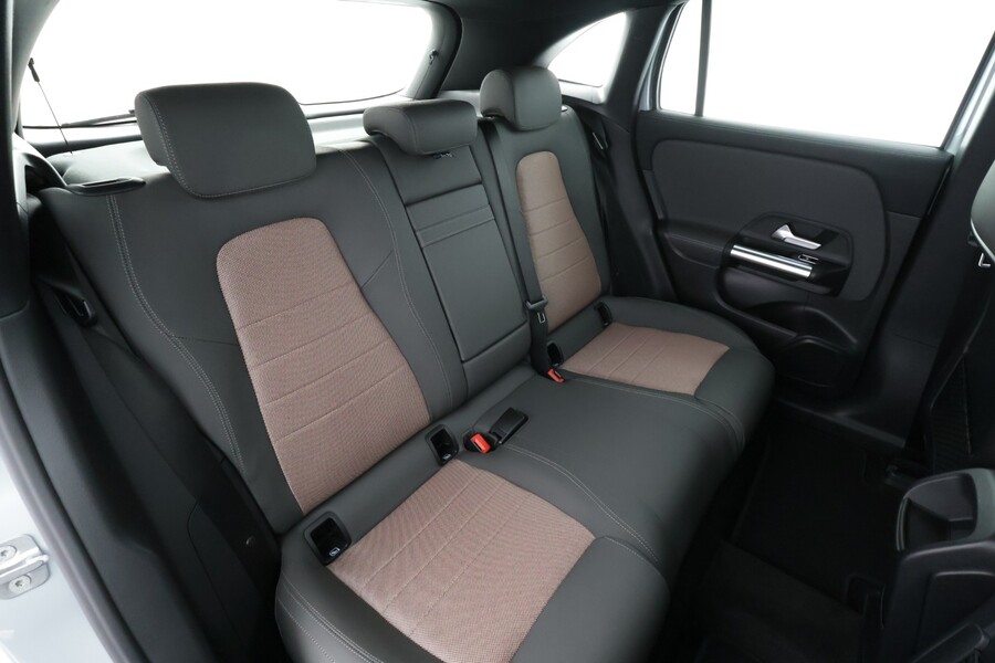 Mercedes-Benz EQA vaihtoauto