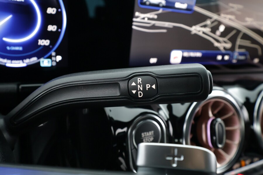 Mercedes-Benz EQA vaihtoauto