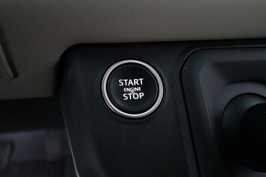 Land Rover Defender vaihtoauto