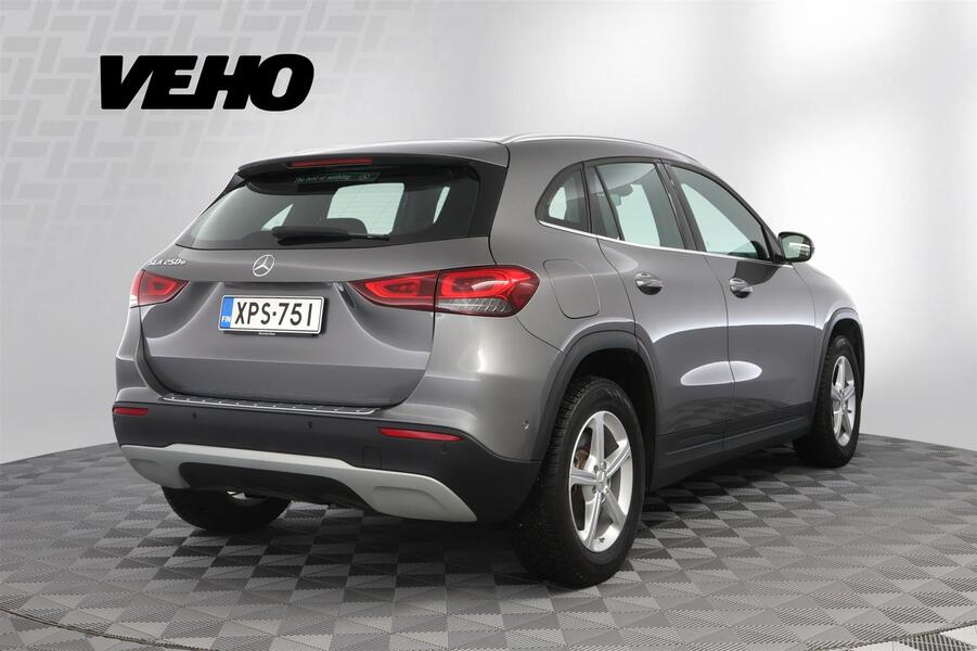 Mercedes-Benz GLA vaihtoauto