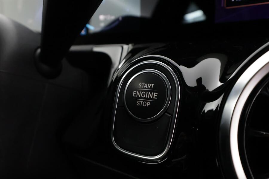 Mercedes-Benz GLA vaihtoauto