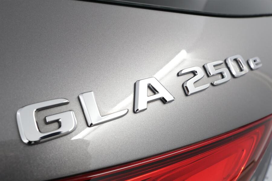 Mercedes-Benz GLA vaihtoauto