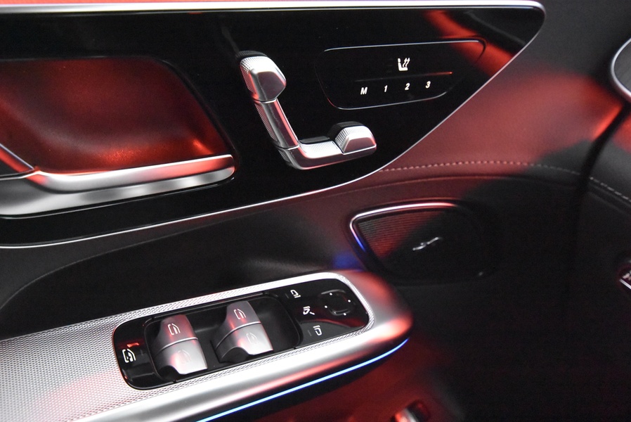 Mercedes-Benz EQE vaihtoauto