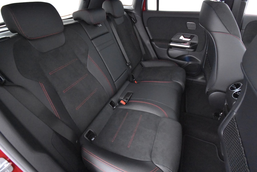 Mercedes-Benz EQA vaihtoauto