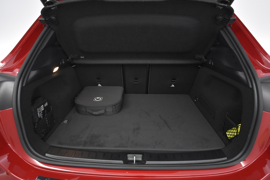 Mercedes-Benz EQA vaihtoauto