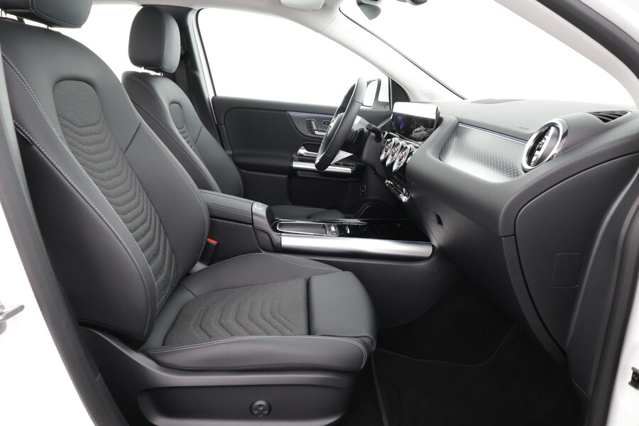 Mercedes-Benz EQA vaihtoauto