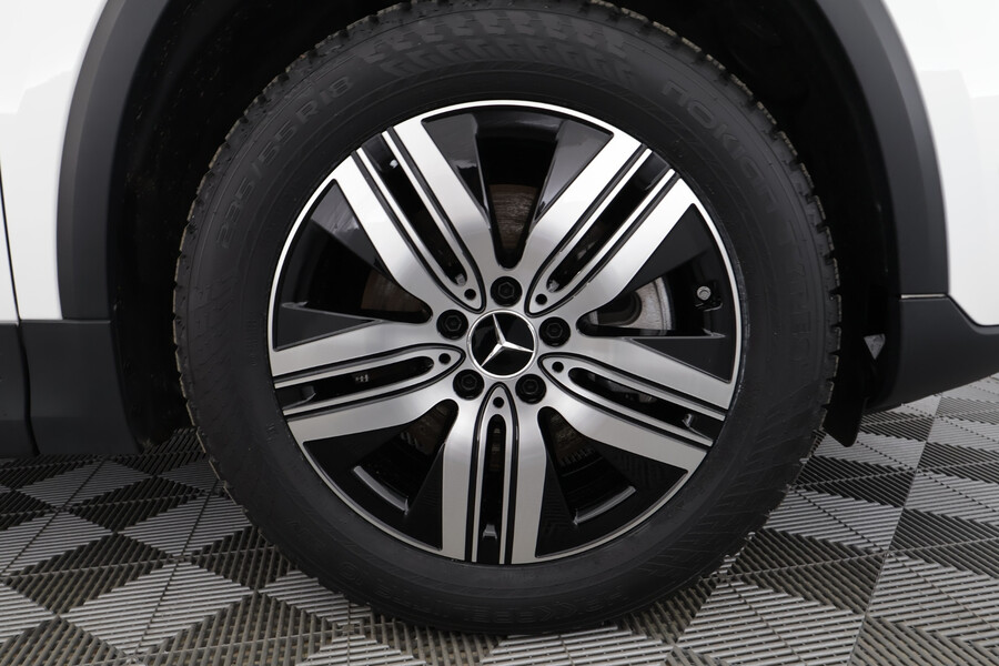 Mercedes-Benz EQA vaihtoauto