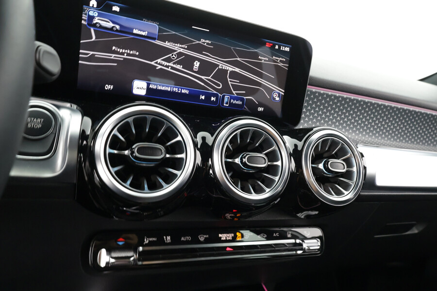 Mercedes-Benz EQB vaihtoauto