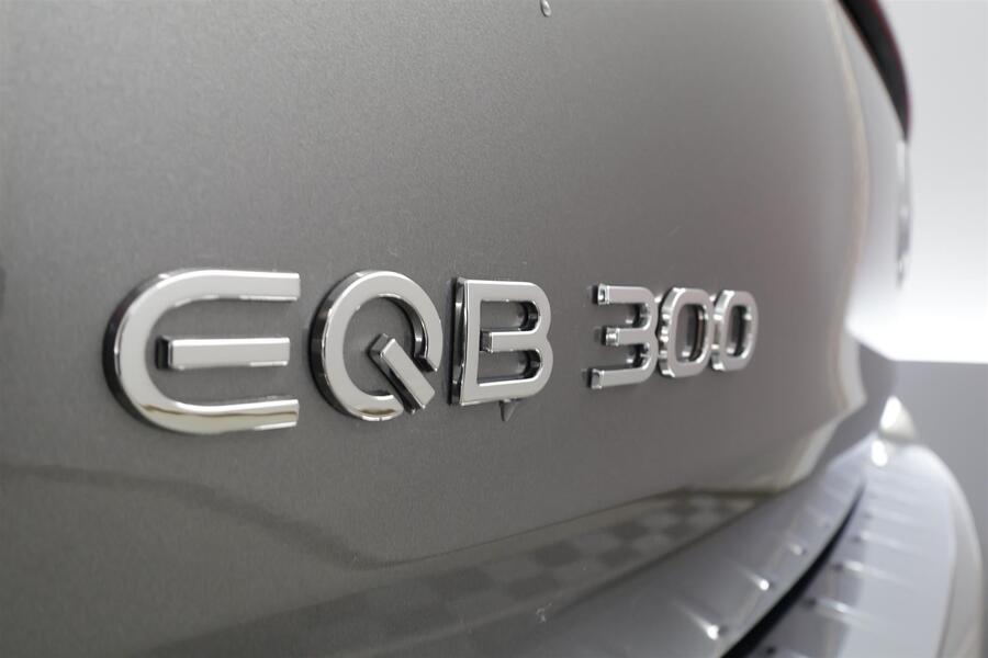 Mercedes-Benz EQB vaihtoauto
