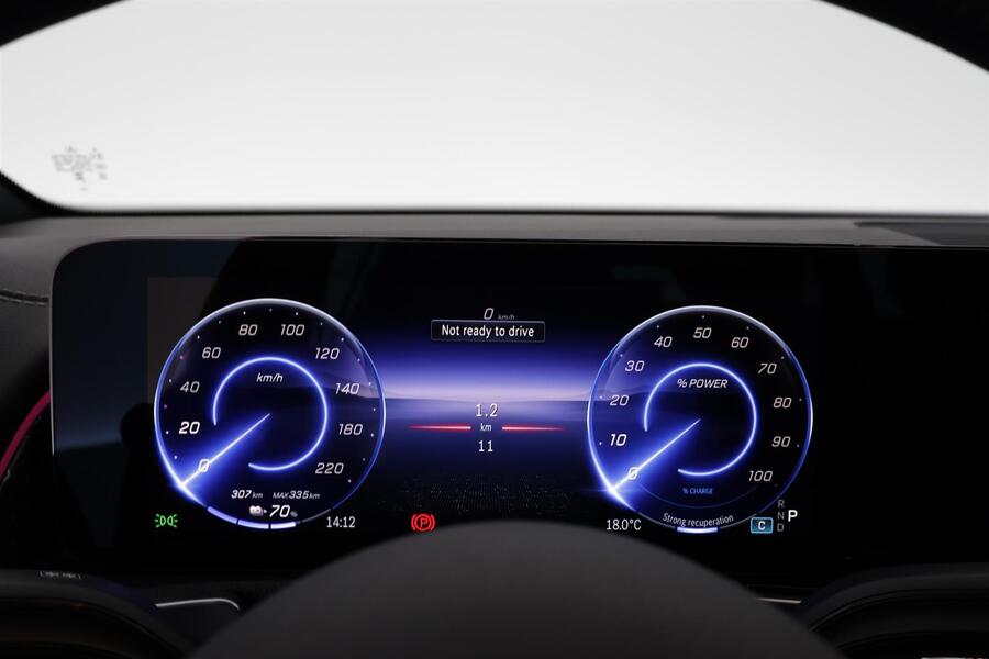 Mercedes-Benz EQB vaihtoauto