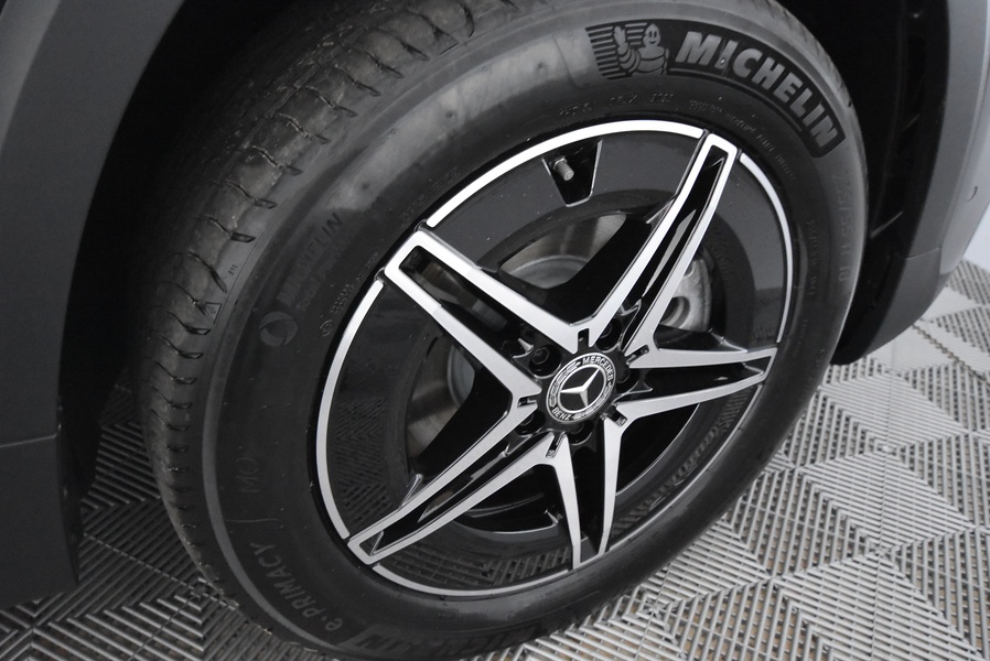 Mercedes-Benz EQB vaihtoauto