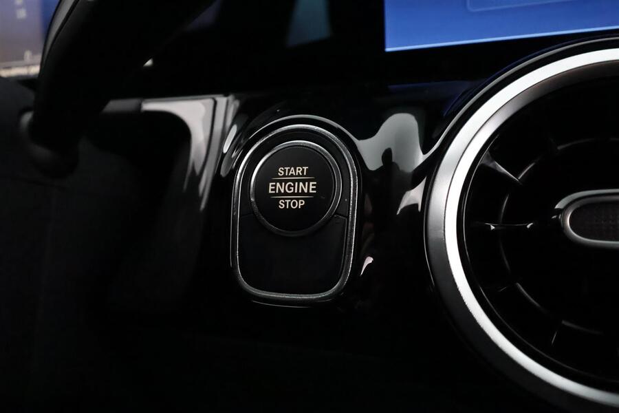 Mercedes-Benz GLA vaihtoauto