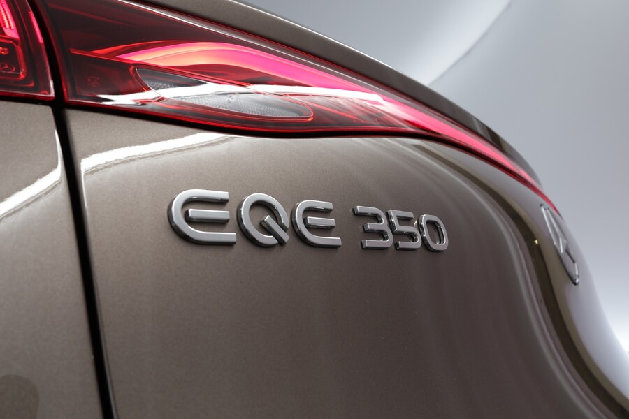 Mercedes-Benz EQE vaihtoauto