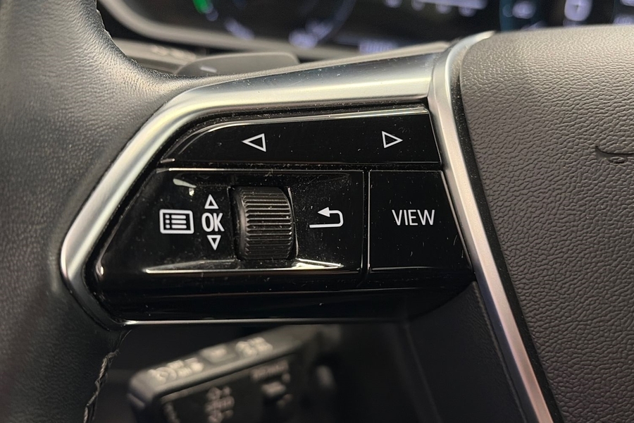Audi Q8 e-tron vaihtoauto