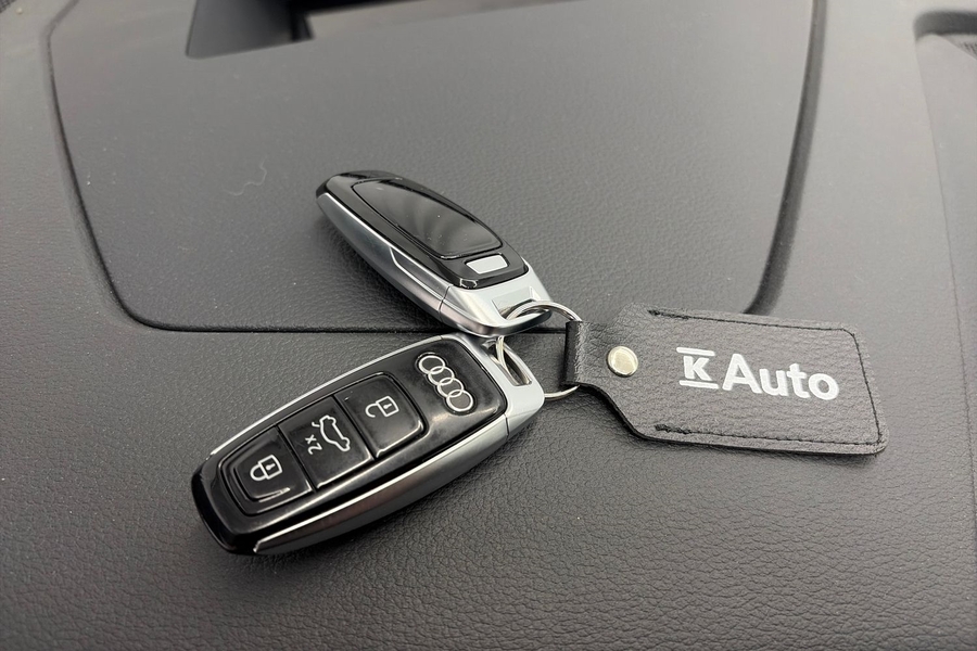 Audi Q8 e-tron vaihtoauto