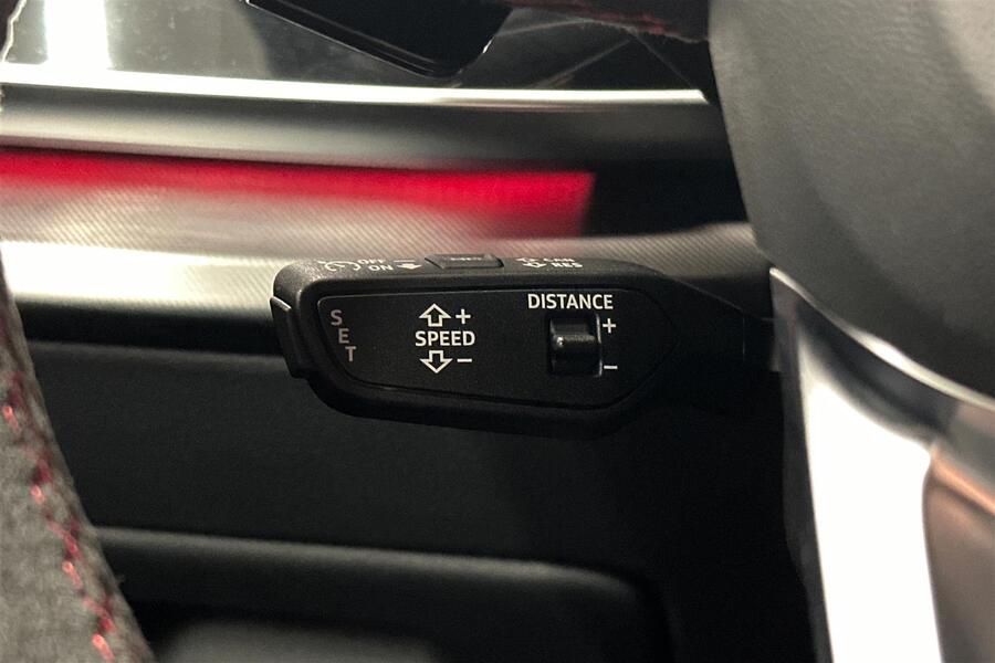 Audi RS Q8 vaihtoauto