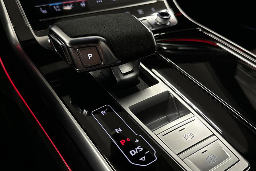 Audi RS Q8 vaihtoauto