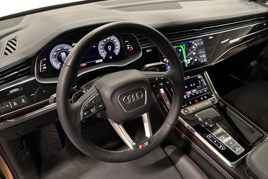 Audi Q7 vaihtoauto