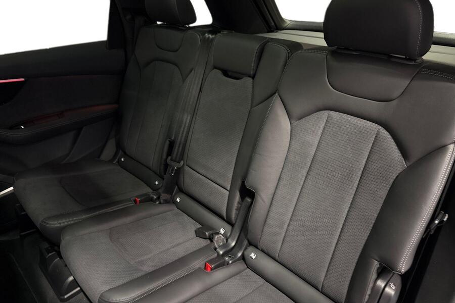 Audi Q7 vaihtoauto