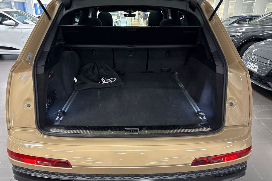Audi Q7 vaihtoauto