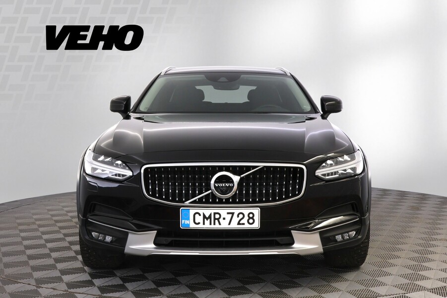 Volvo V90 Cross Country vaihtoauto