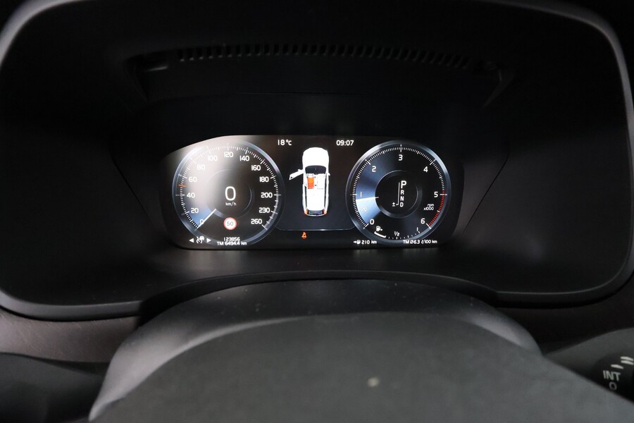 Volvo V90 Cross Country vaihtoauto