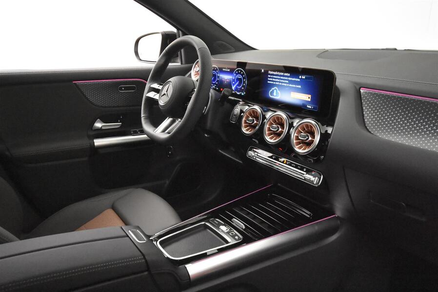 Mercedes-Benz EQA vaihtoauto