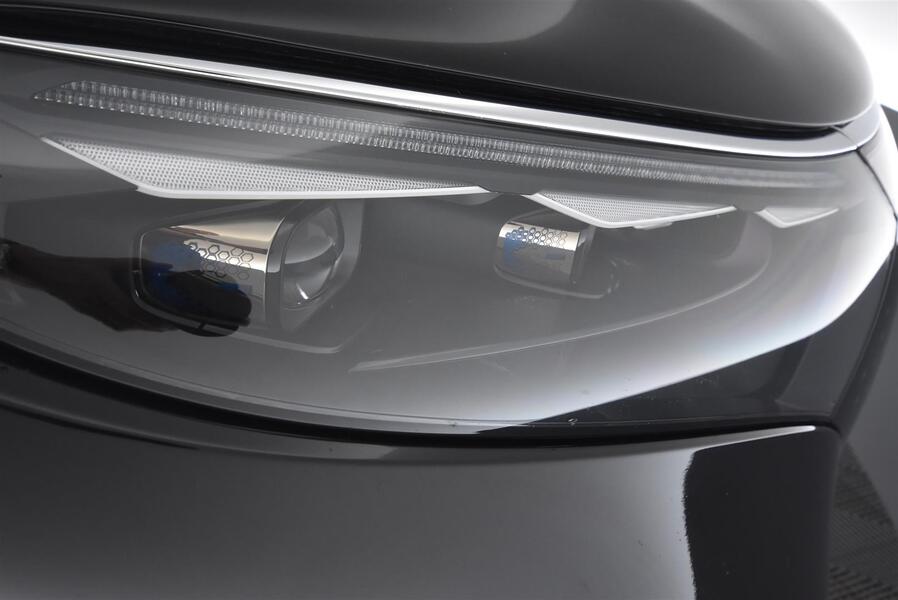 Mercedes-Benz EQS vaihtoauto