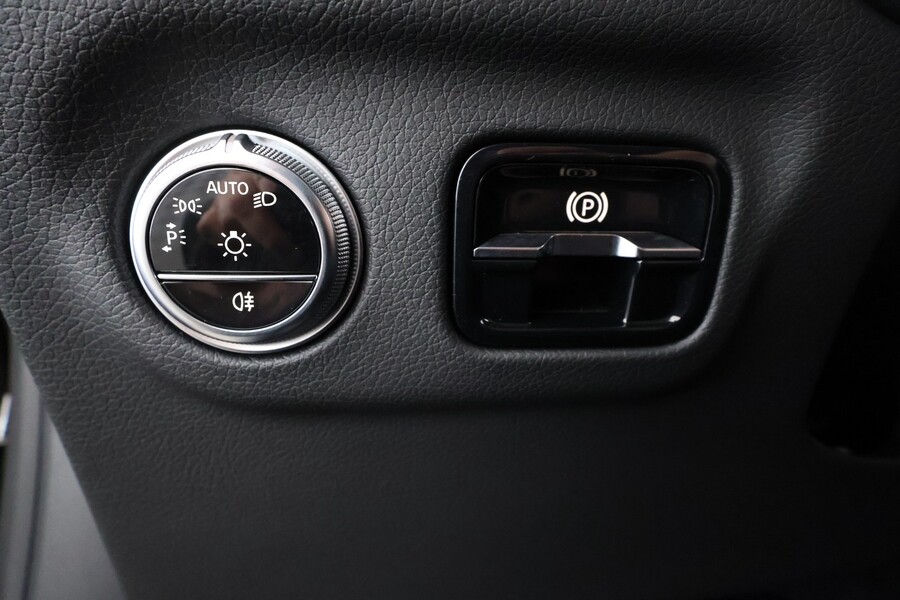 Mercedes-Benz EQS vaihtoauto