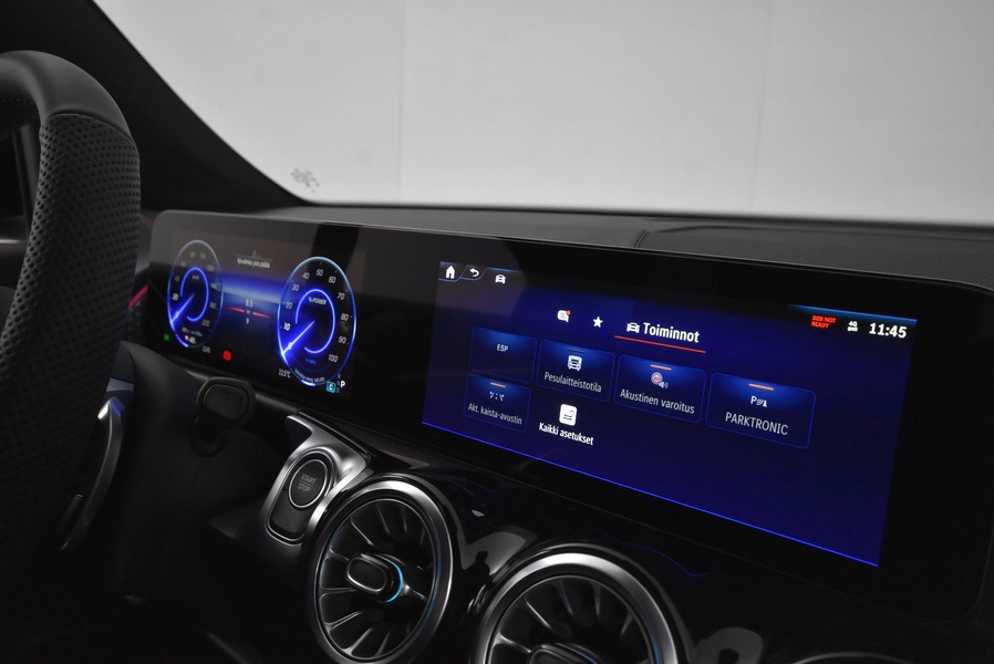 Mercedes-Benz EQB vaihtoauto