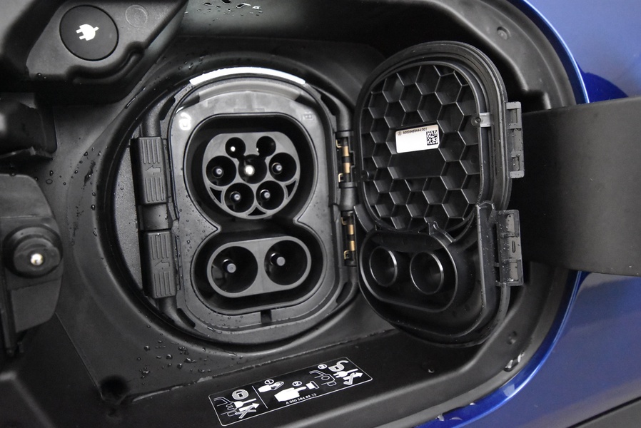 Mercedes-Benz EQB vaihtoauto